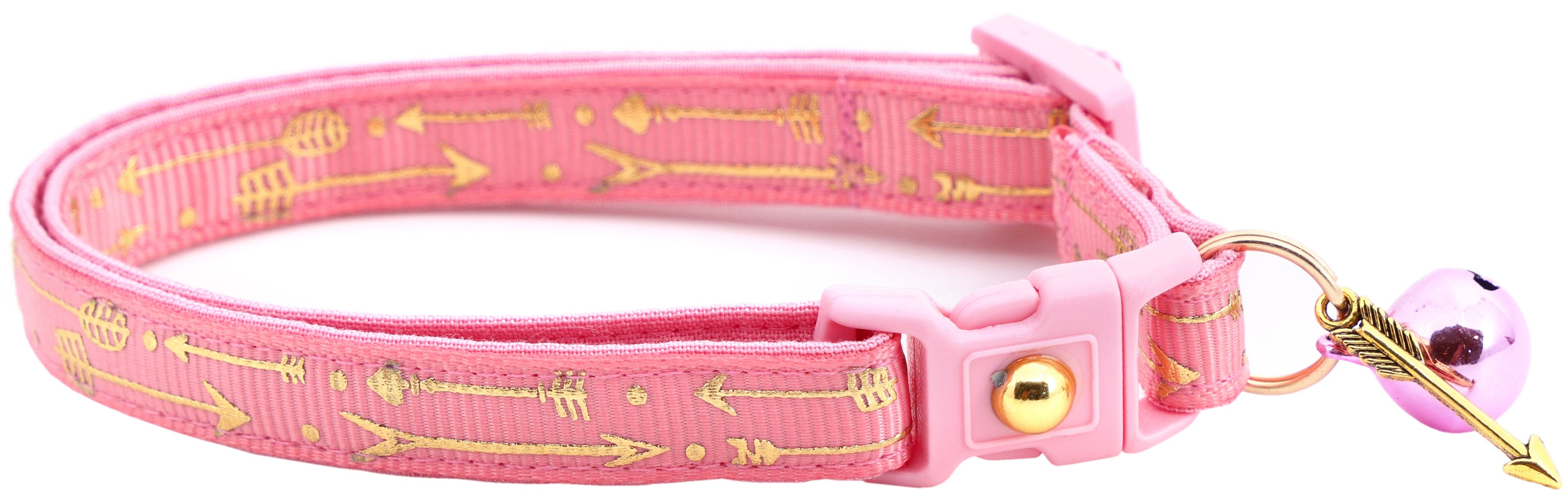 Metallic Gold Arrows Breakaway Cat Collar